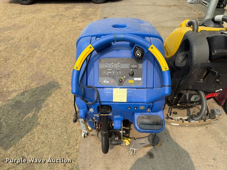 image for item FT6616 (3) floor scrubbers