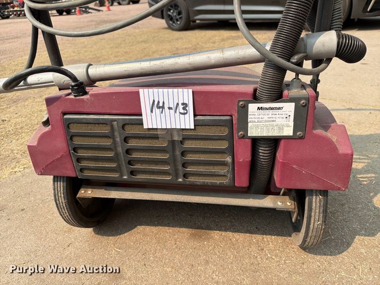 image for item FT6616 (3) floor scrubbers
