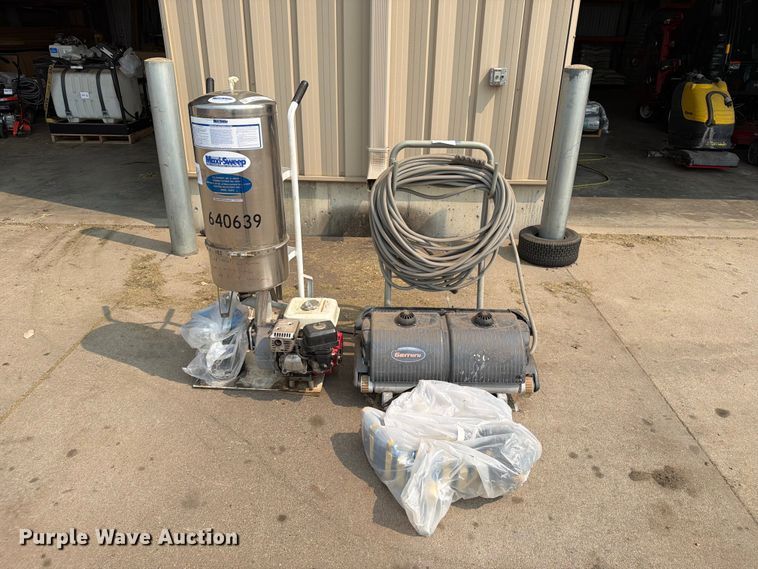 image for item FT6617 (2) pool cleaners