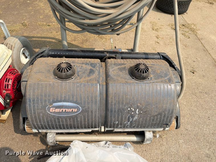 image for item FT6617 (2) pool cleaners
