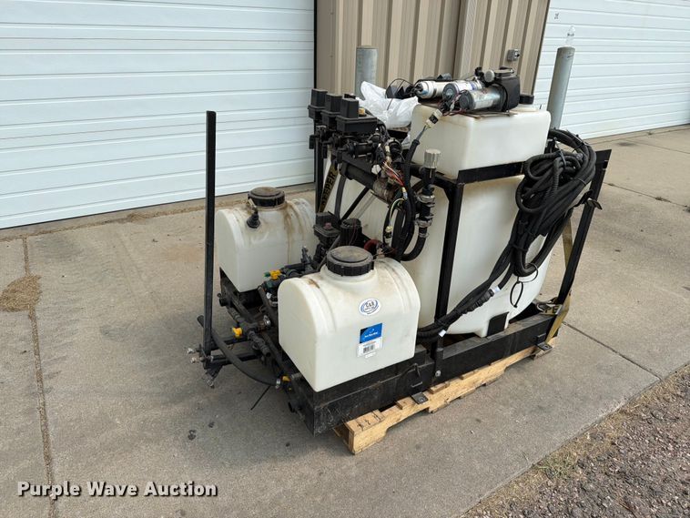 image for item FT6618 turf sprayer