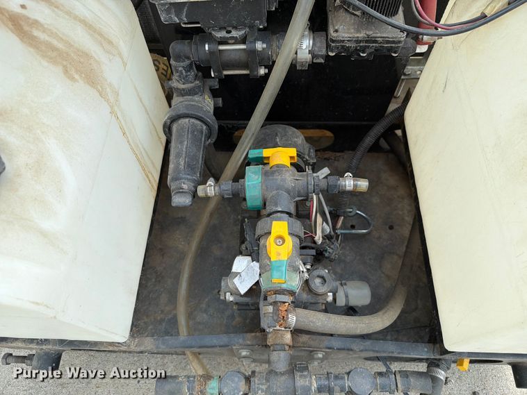 image for item FT6618 turf sprayer