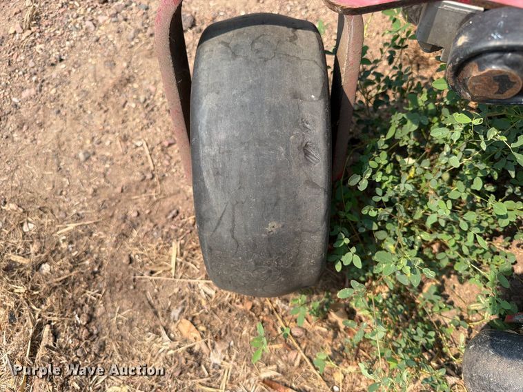 image for item FT6620 EXMark LZZ27KC526 ZTR lawn mower