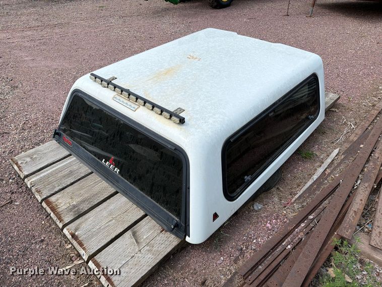 image for item FT6621 Leer pickup topper