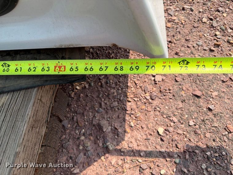 image for item FT6621 Leer pickup topper