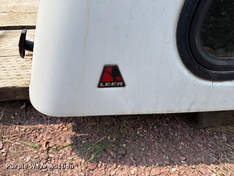 image for item FT6621 Leer pickup topper