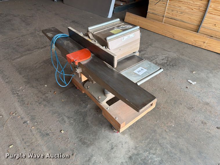 image for item FT6622 Makita 2030N jointer