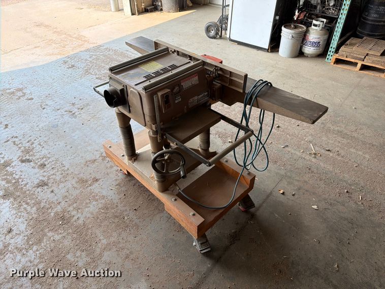 image for item FT6622 Makita 2030N jointer