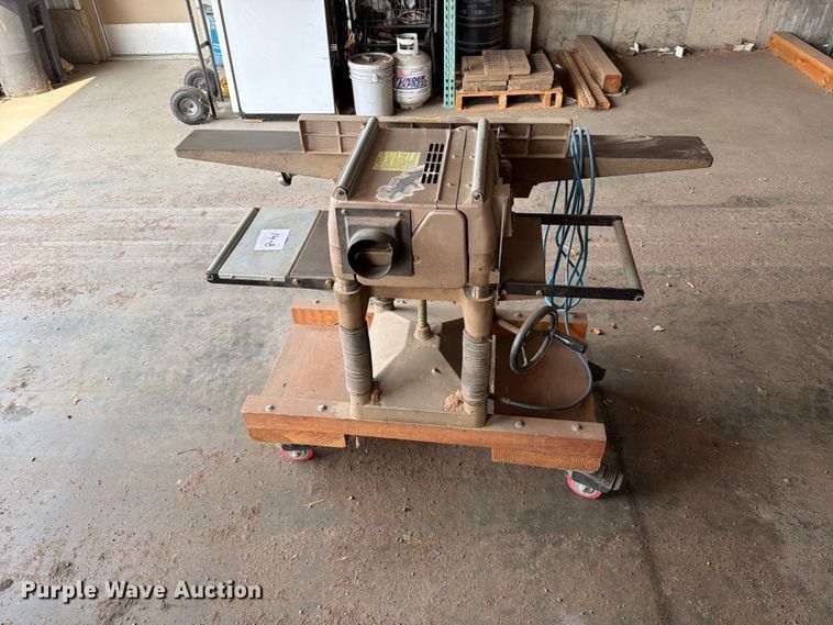image for item FT6622 Makita 2030N jointer