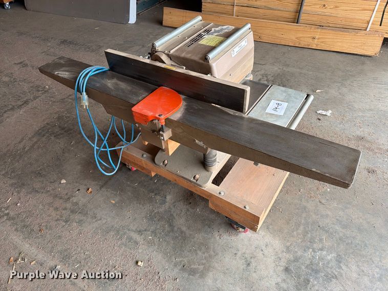 image for item FT6622 Makita 2030N jointer