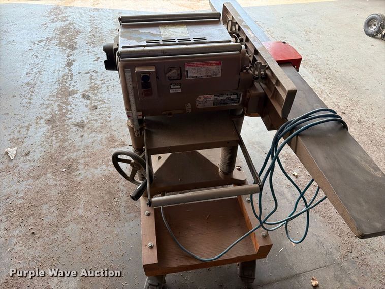 image for item FT6622 Makita 2030N jointer