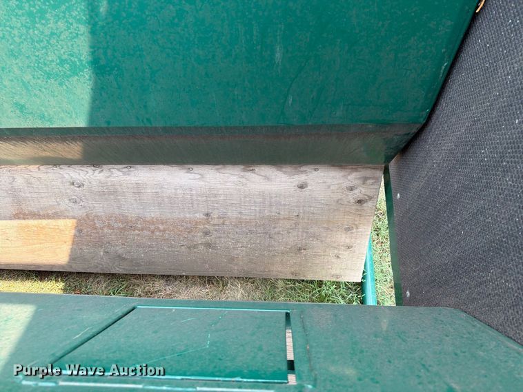 image for item FT6625 Fauna Research Inc tamer squeeze chute