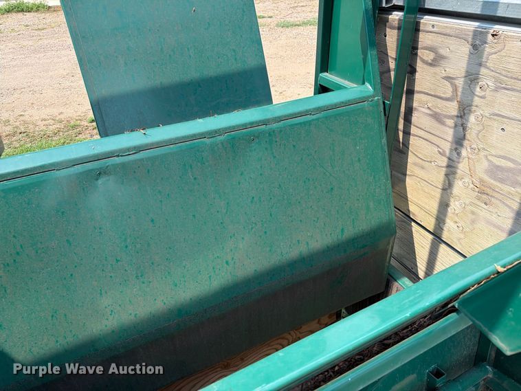 image for item FT6625 Fauna Research Inc tamer squeeze chute