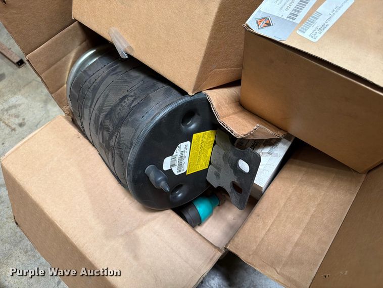 image for item FT6629 Bus parts