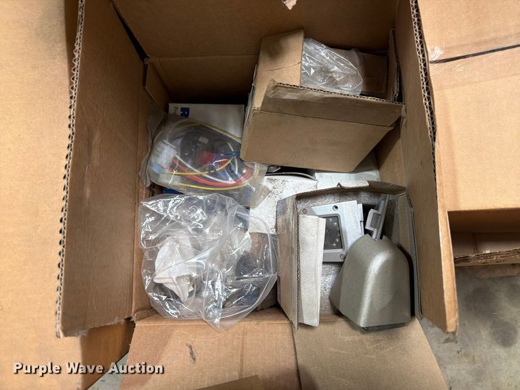 image for item FT6629 Bus parts