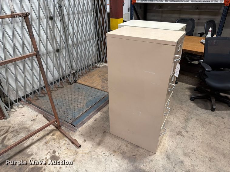 image for item FT6630 (2) filing cabinets