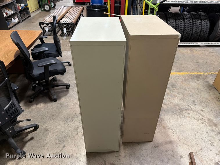 image for item FT6630 (2) filing cabinets