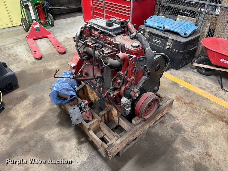 image for item FT6633 Cummins ISL engine