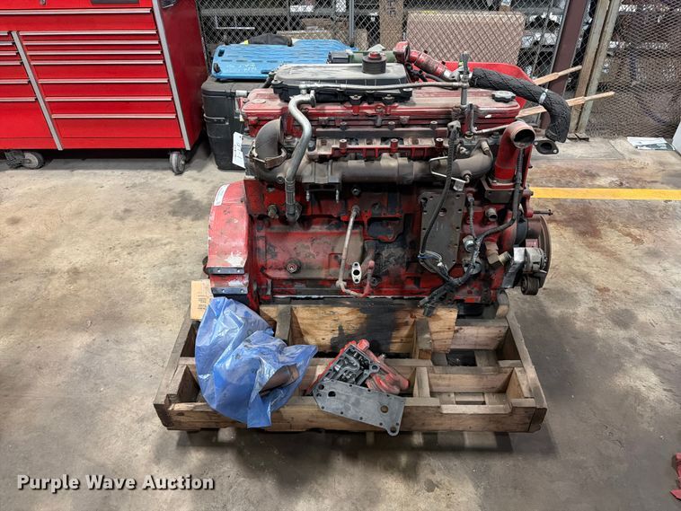 image for item FT6633 Cummins ISL engine