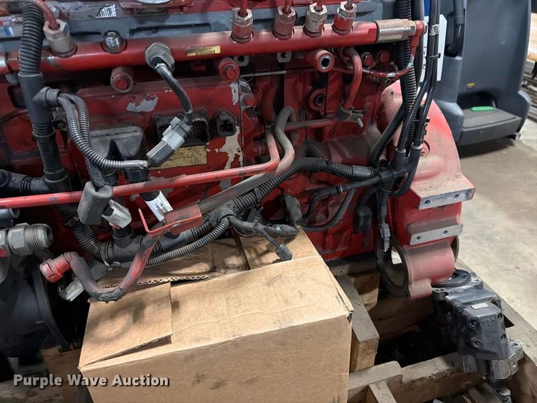 image for item FT6633 Cummins ISL engine