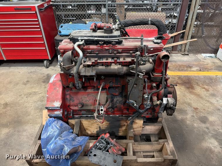 image for item FT6633 Cummins ISL engine