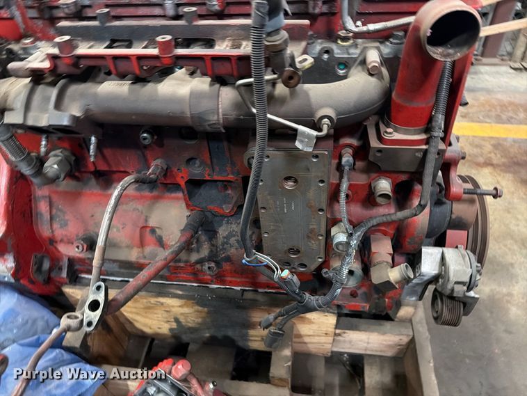 image for item FT6633 Cummins ISL engine