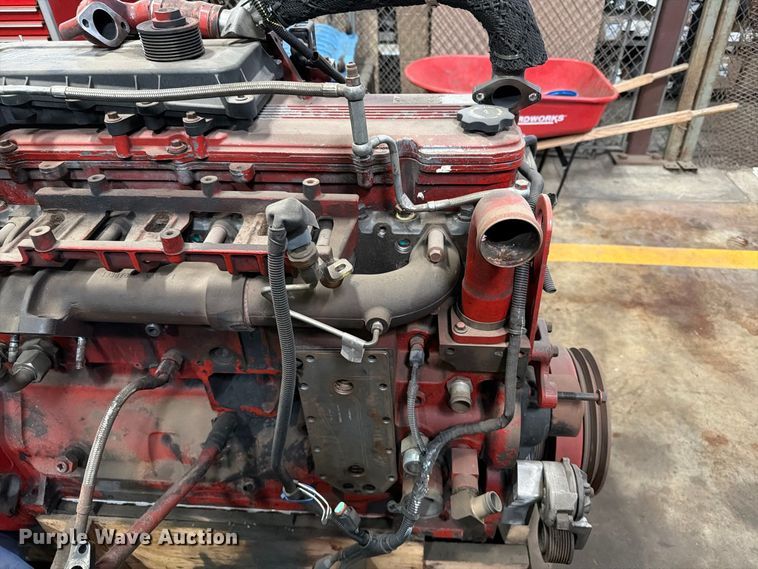 image for item FT6633 Cummins ISL engine