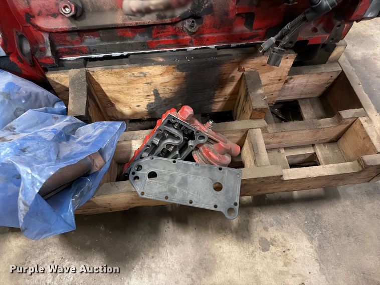 image for item FT6633 Cummins ISL engine