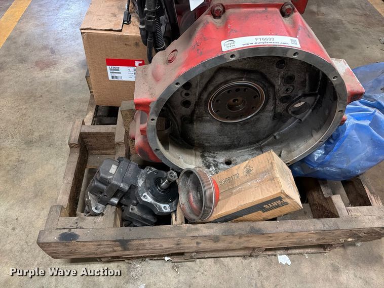 image for item FT6633 Cummins ISL engine