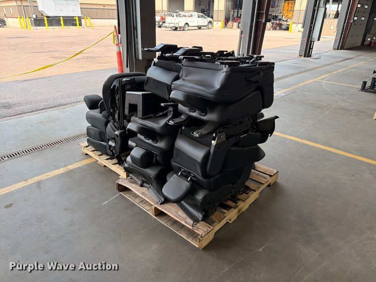 image for item FT6639 Automotive seats