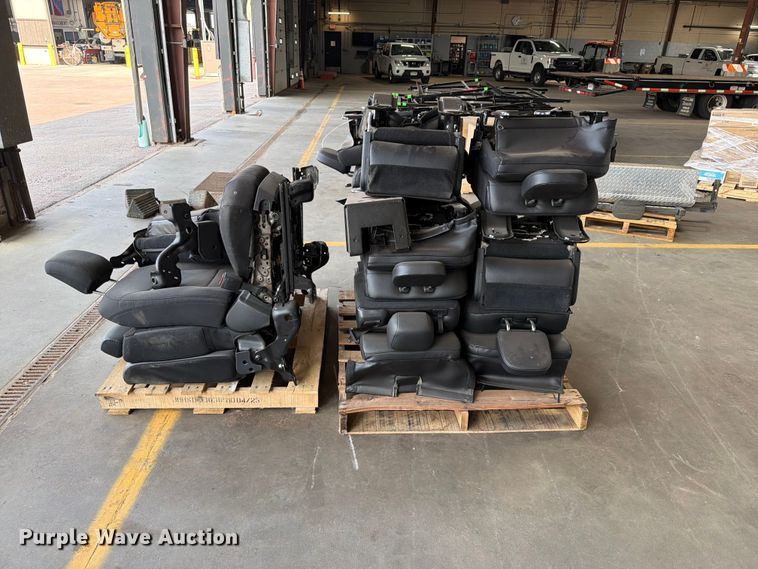 image for item FT6639 Automotive seats