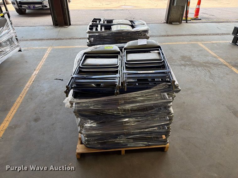 image for item FT6644 (96) folding chairs