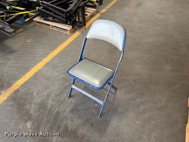 image for item FT6644 (96) folding chairs
