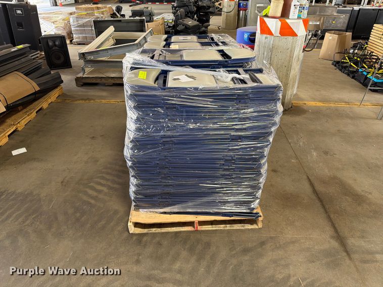 image for item FT6646 (107) folding chairs