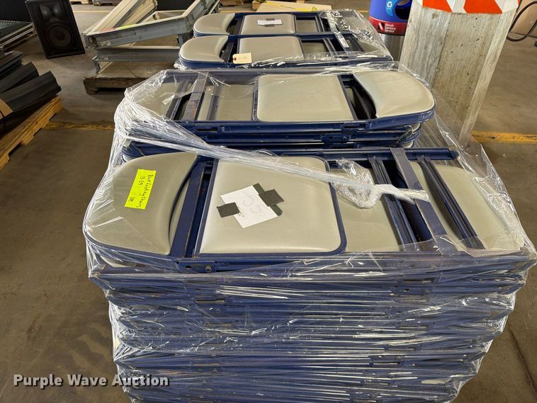 image for item FT6646 (107) folding chairs