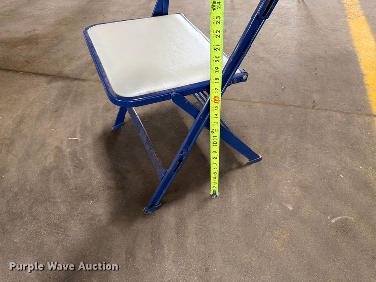 image for item FT6646 (107) folding chairs