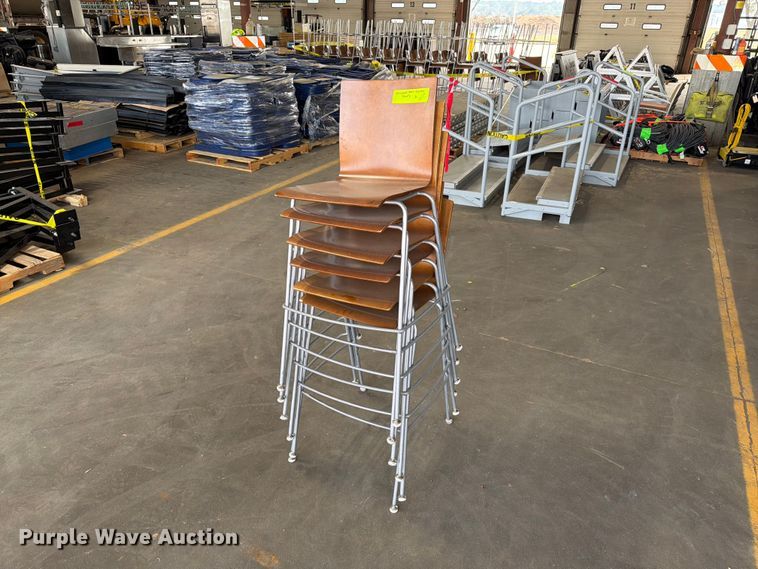 image for item FT6647 (6) chairs