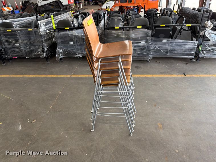 image for item FT6647 (6) chairs