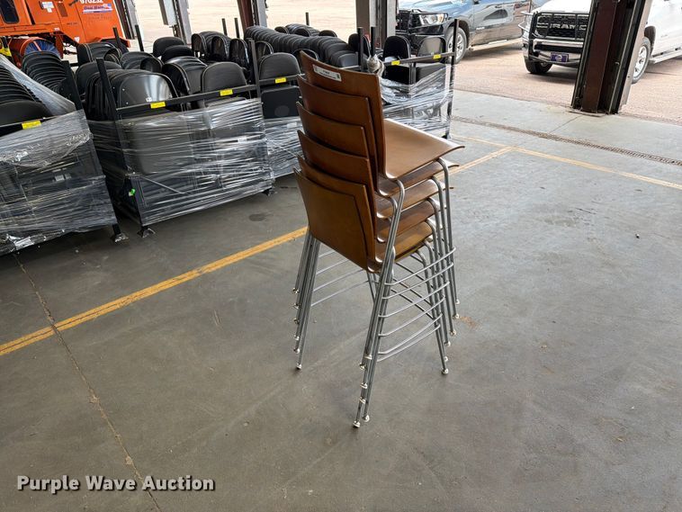 image for item FT6647 (6) chairs