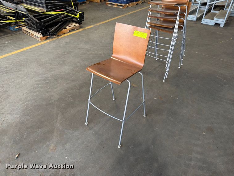 image for item FT6647 (6) chairs