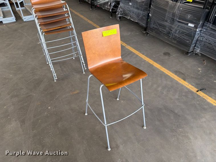 image for item FT6647 (6) chairs