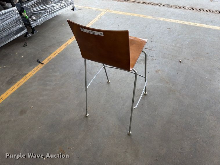 image for item FT6647 (6) chairs