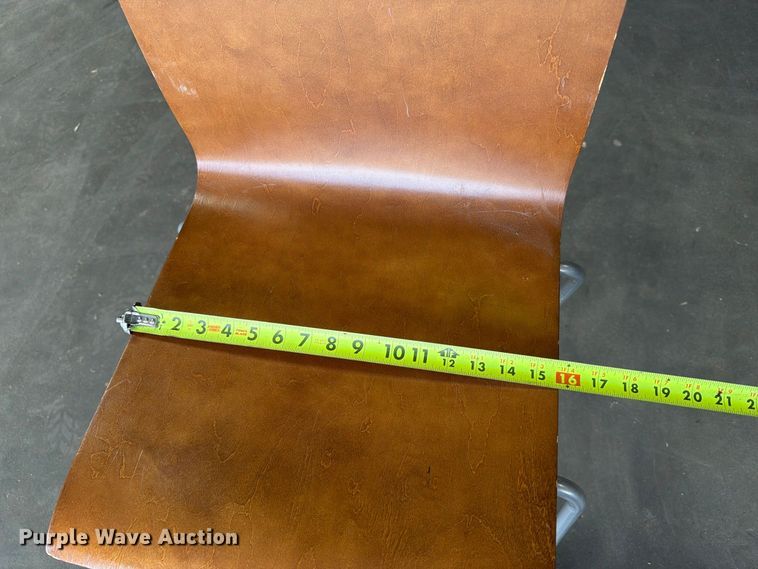 image for item FT6647 (6) chairs