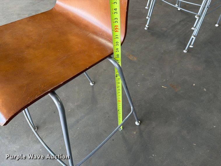 image for item FT6647 (6) chairs
