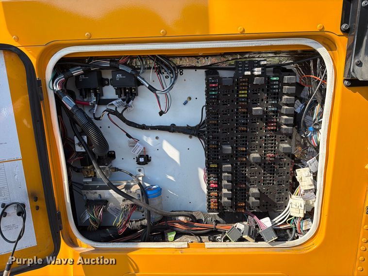 image for item FT8002 2017 Blue Bird All American school bus
