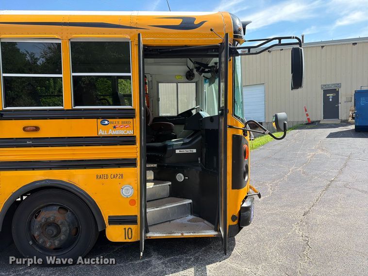 image for item FT8003 2017 Blue Bird All American school bus