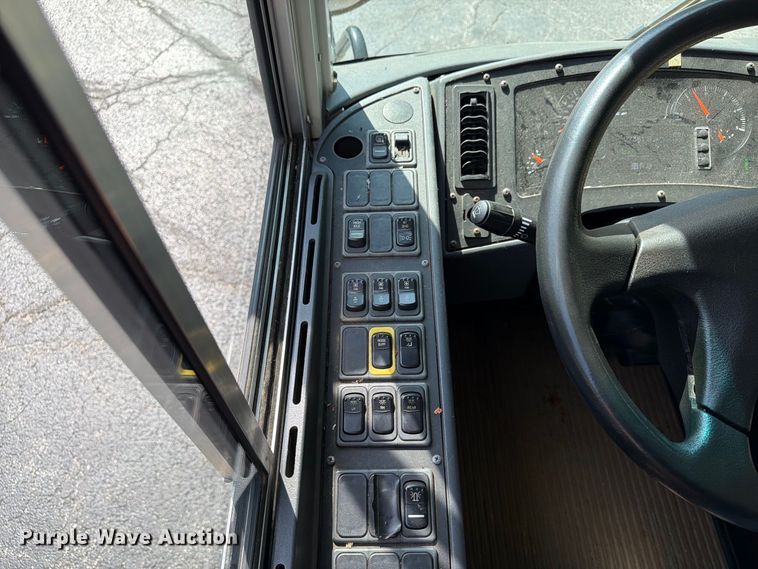 image for item FT8006 2015 Blue Bird All American school bus