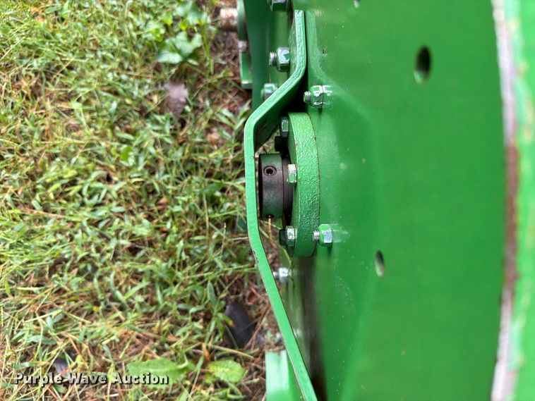 image for item FT8059 John Deere 390 flail mower