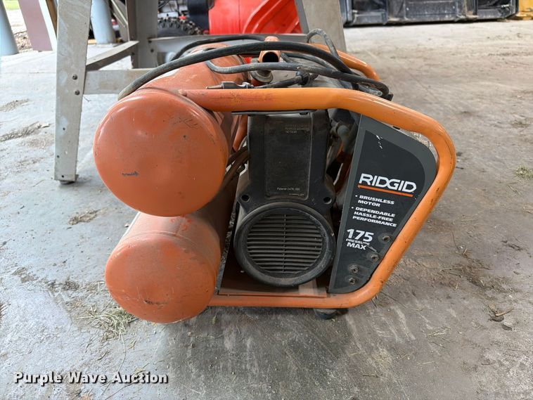 image for item FT8070 Shop tools