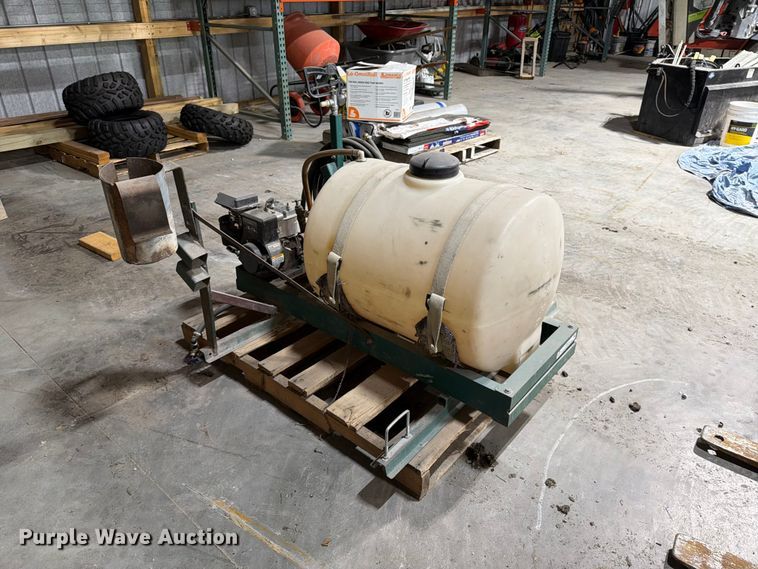 image for item FT8072 Bed mount sprayer